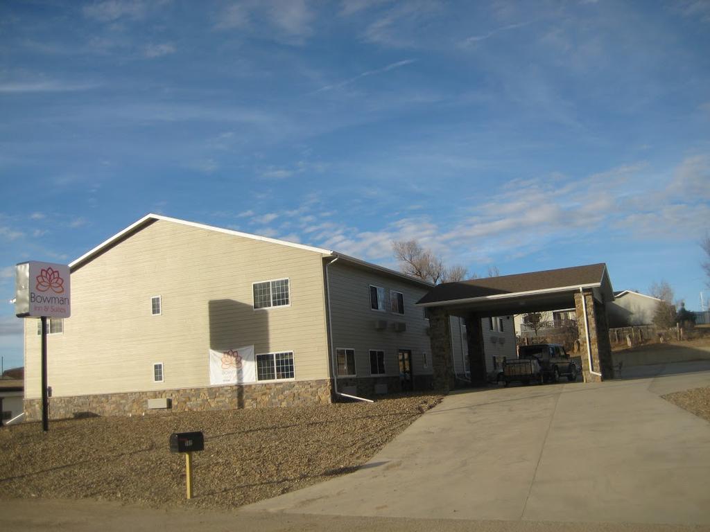 Bowman Inn And Suites מראה חיצוני תמונה